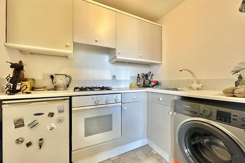 Flat 5, 44 Bathwick Street, Bath, BA2 6PA