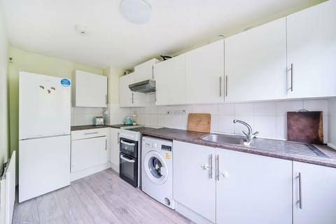 3 bedroom property for sale, Rowan Close, Guildford, Surrey, GU1 1PW