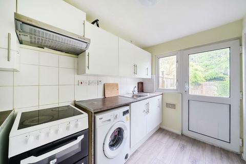 3 bedroom property for sale, Rowan Close, Guildford, Surrey, GU1 1PW