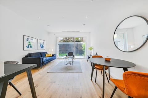 1 bedroom flat to rent, Carrick Yard, Fisherton Street, London, NW8