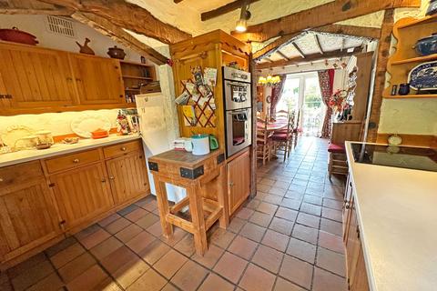 3 bedroom detached house for sale, Hollywood Lane, Hollywood, B47 5PT