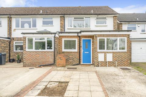 3 bedroom end of terrace house for sale, Queensmead, Datchet, Slough