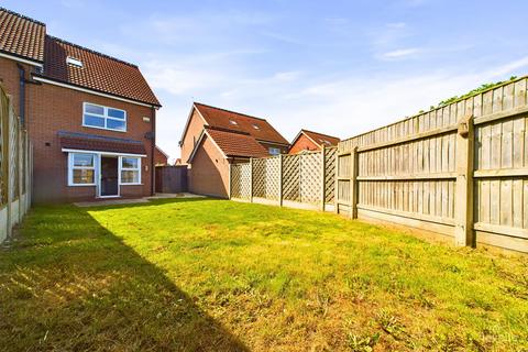 3 bedroom semi-detached house for sale, Appleleaf Lane, North Lincolnshire DN18