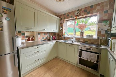 3 bedroom semi-detached house for sale, Stanbury Road, Torquay, TQ2 7LL