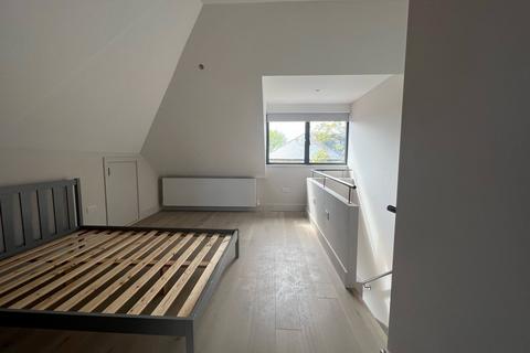 3 bedroom terraced house for sale, Olive Street, Romford, London, RM7