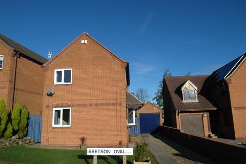 3 bedroom detached house to rent, Ibbetson Oval, Churwell, LS27