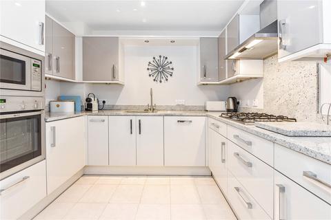 2 bedroom apartment for sale, Richmond House, Church Square, Chichester, PO19