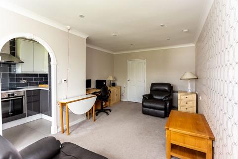1 bedroom flat for sale, Flat 45 Queen’s Court, 16 Queen’s Road, Edinburgh, EH4 2BY