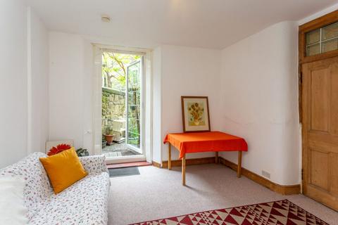 31 Easter Road, Edinburgh, EH7 5PJ