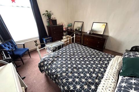 32 Abson Street, Chadderton, Oldham, OL1 2PR
