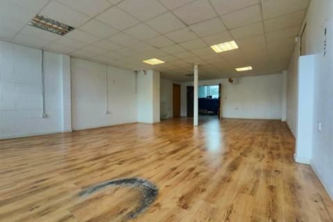 Industrial unit to rent, Colne Valley Business Park, Huddersfield, Huddersfield HD7