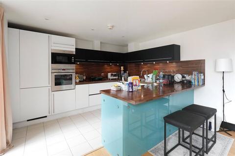 2 bedroom flat for sale, Lanherne House, 9 The Downs, SW20