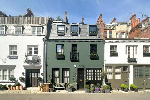 3 bedroom terraced house for sale, Pavilion Road, Knightsbridge, London, SW1X