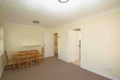 2 bedroom flat to rent, Bridgewater Court, Grove Lane, Headingley, Leeds, LS6