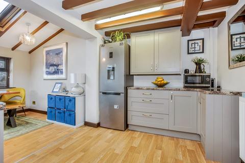 5 Pickles Field, Milnthorpe, LA7 7ED