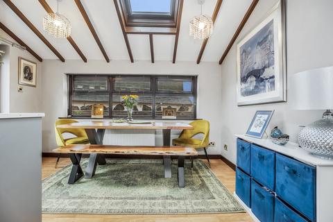 5 Pickles Field, Milnthorpe, LA7 7ED