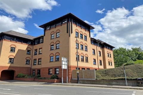 2 bedroom apartment for sale, 20 Deens Court, St. Nicholas Street, Hereford, HR4
