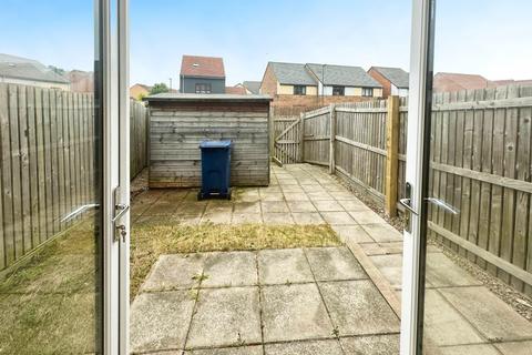 2 bedroom semi-detached house to rent, Plessey Walk, South Shields