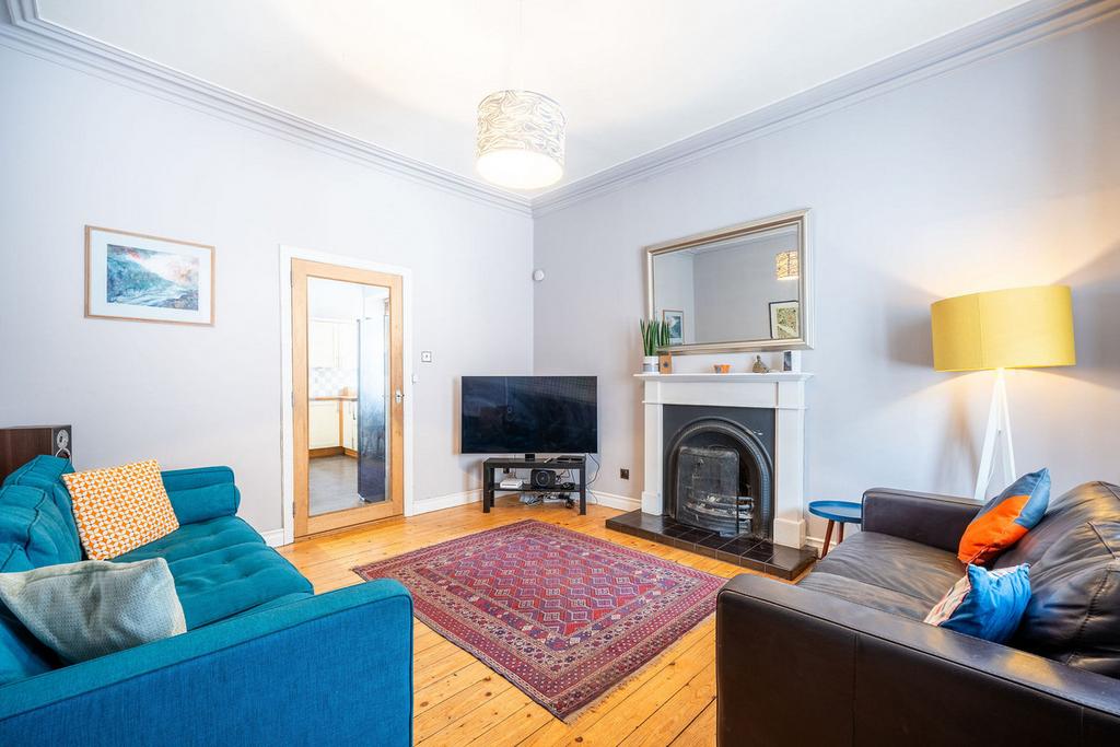 40 High Street, Cockenzie, EH32 3 bed end of terrace house for sale £