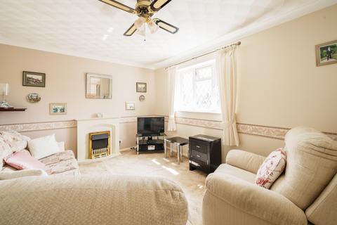 2 bedroom maisonette for sale, Cowslip Close, Gosport, PO13 0BQ