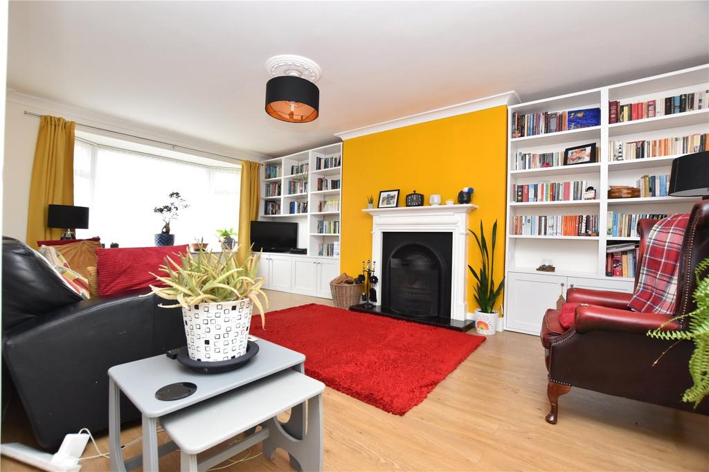 Wharfedale Rise, Tingley, Wakefield... 4 bed bungalow for sale £274,995