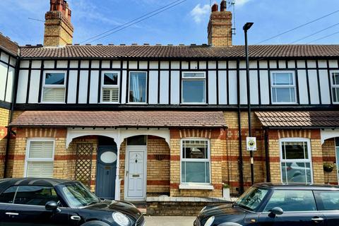 2 bedroom terraced house for sale, Queens Street, Stamford, PE9