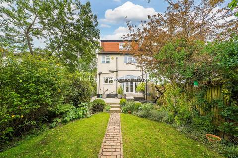 97 Westhurst Drive, Chislehurst, BR7 6HS