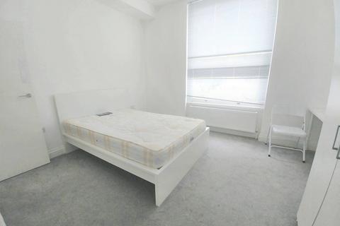 2 bedroom flat for sale, Westwick Gardens, London W14