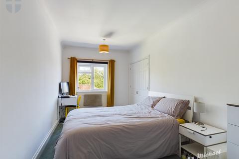 2 bedroom flat to rent, Mundys Farm, Aylesbury