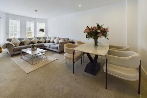2 bedroom ground floor flat to rent, Wilberforce Court Holwood Estate, Westerham Road, Keston, Kent, BR2