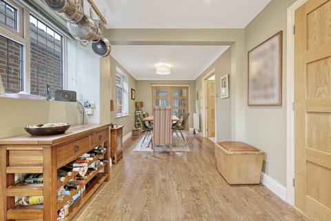 6 Cranmer Close, Billericay, CM12 0YQ