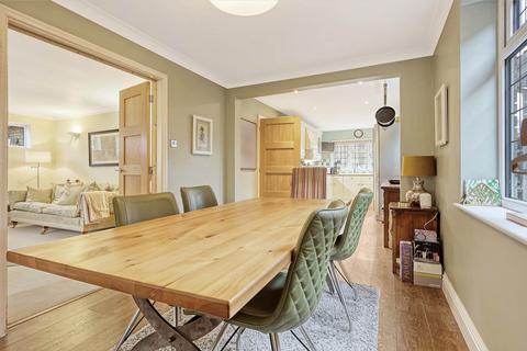6 Cranmer Close, Billericay, CM12 0YQ