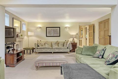 6 Cranmer Close, Billericay, CM12 0YQ