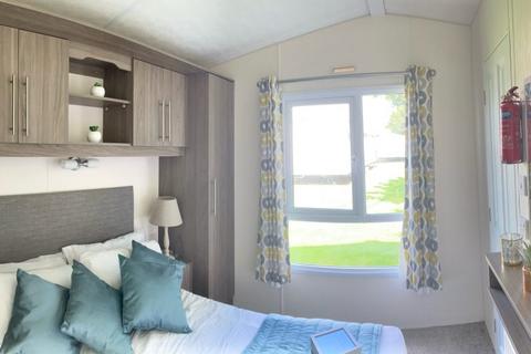 2 bedroom static caravan for sale, Broadland Sands Holiday Park