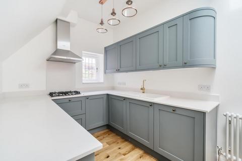 3 bedroom flat for sale, Central Thame,  Oxfordshire,  OX9