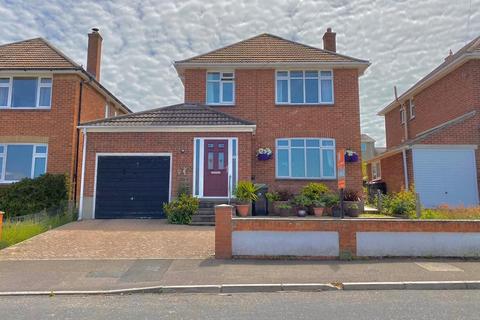 3 bedroom detached house for sale, Freemantle Road, Weymouth