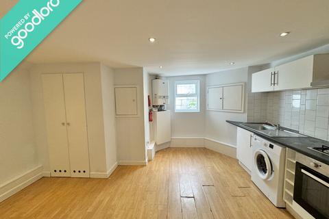 3 bedroom flat to rent, Albany Road, Manchester, M21 0BH
