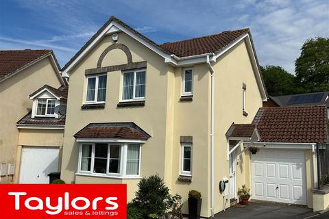 3 bedroom detached house for sale, Martinique Grove, Torquay