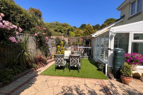 3 bedroom detached house for sale, Martinique Grove, Torquay