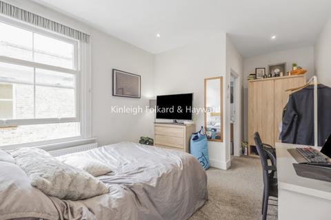 3 bedroom apartment to rent, Hackford Road Oval SW9