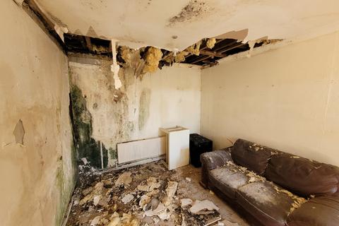 3 bedroom flat for sale, Castlehill Road, Dumbarton, Dunbartonshire