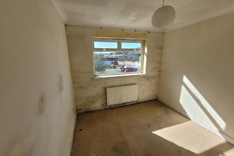 3 bedroom flat for sale, Castlehill Road, Dumbarton, Dunbartonshire