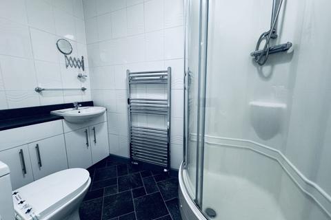 4 bedroom apartment to rent, Wallace Street, Stirling FK8