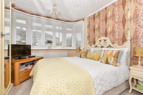 3 bedroom semi-detached bungalow for sale, Kent Avenue, Welling, Kent