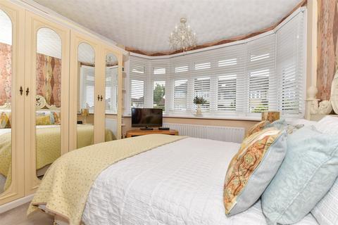 3 bedroom semi-detached bungalow for sale, Kent Avenue, Welling, Kent