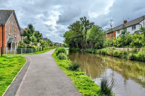 4 bedroom detached house for sale, Midsummer Road, Cwmbran NP44