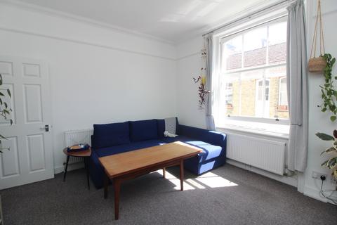 3 bedroom semi-detached house to rent, Eaton Grove, Hove BN3