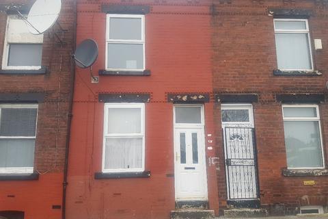 3 bedroom terraced house to rent, Chatsworth Road, Leeds