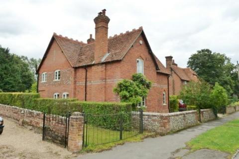 4 bedroom detached house to rent, Church Road, Little Marlow, Marlow, Buckinghamshire, SL7
