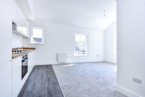 2 bedroom apartment to rent, Faringdon Road, Swindon SN1